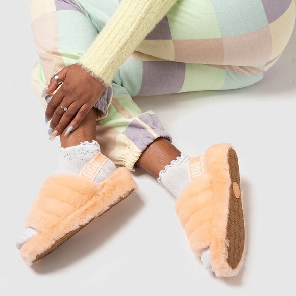 UGG Fluff Yeah Slide Slippers Peach Fuzz Women’s size 10 - Picture 1 of 15